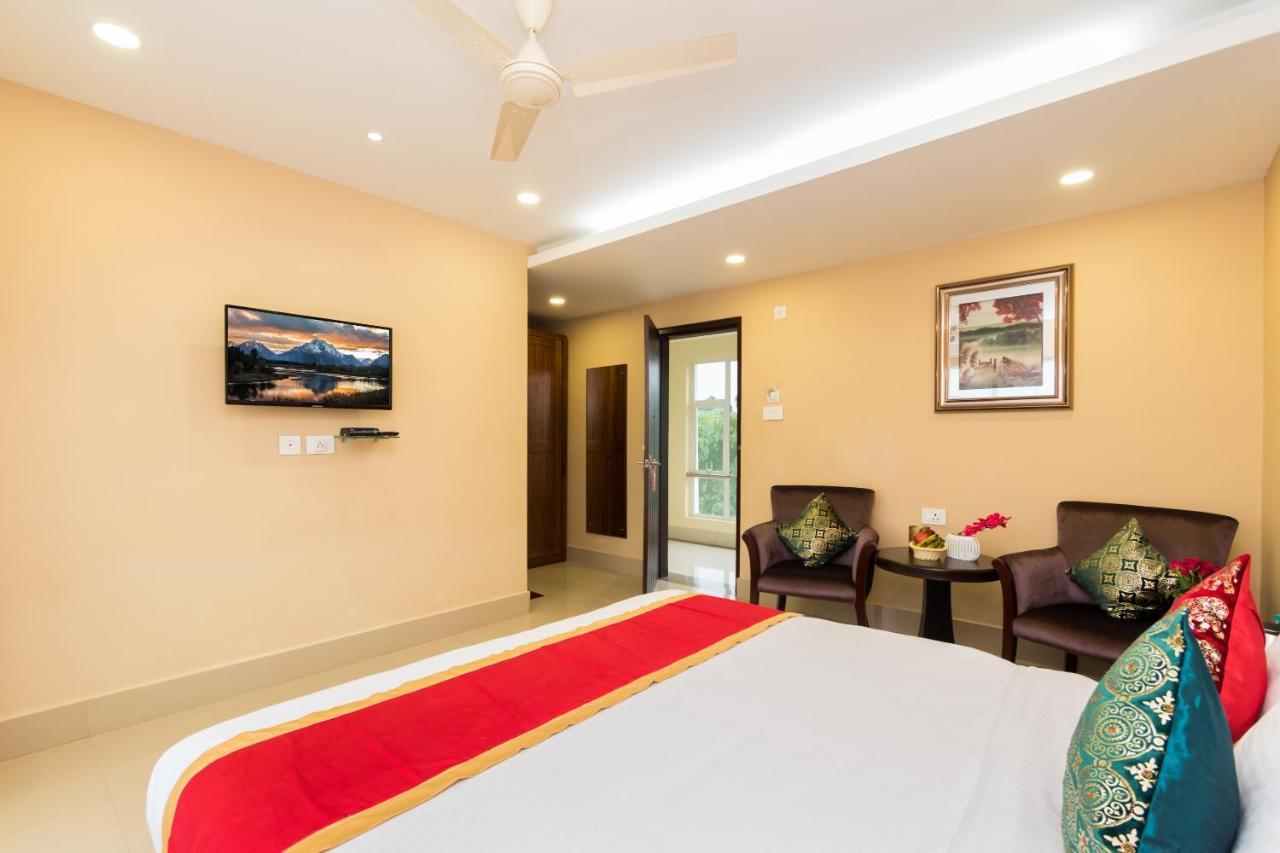 Central Courtyard Boutique Hotel Siliguri Bagian luar foto