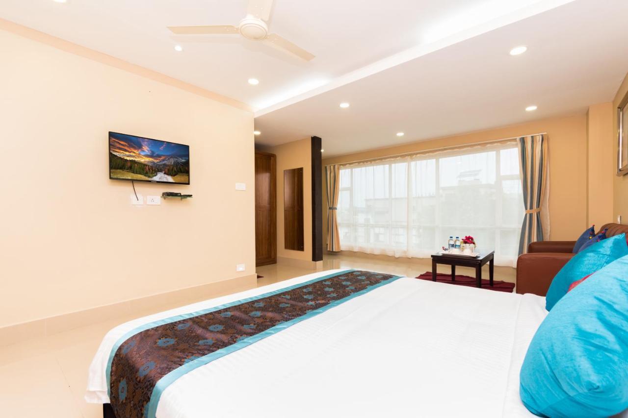 Central Courtyard Boutique Hotel Siliguri Bagian luar foto