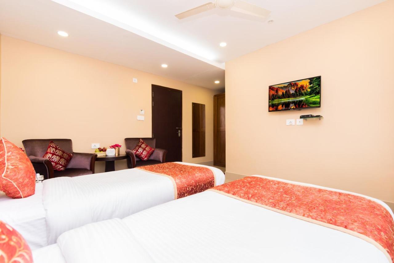 Central Courtyard Boutique Hotel Siliguri Bagian luar foto