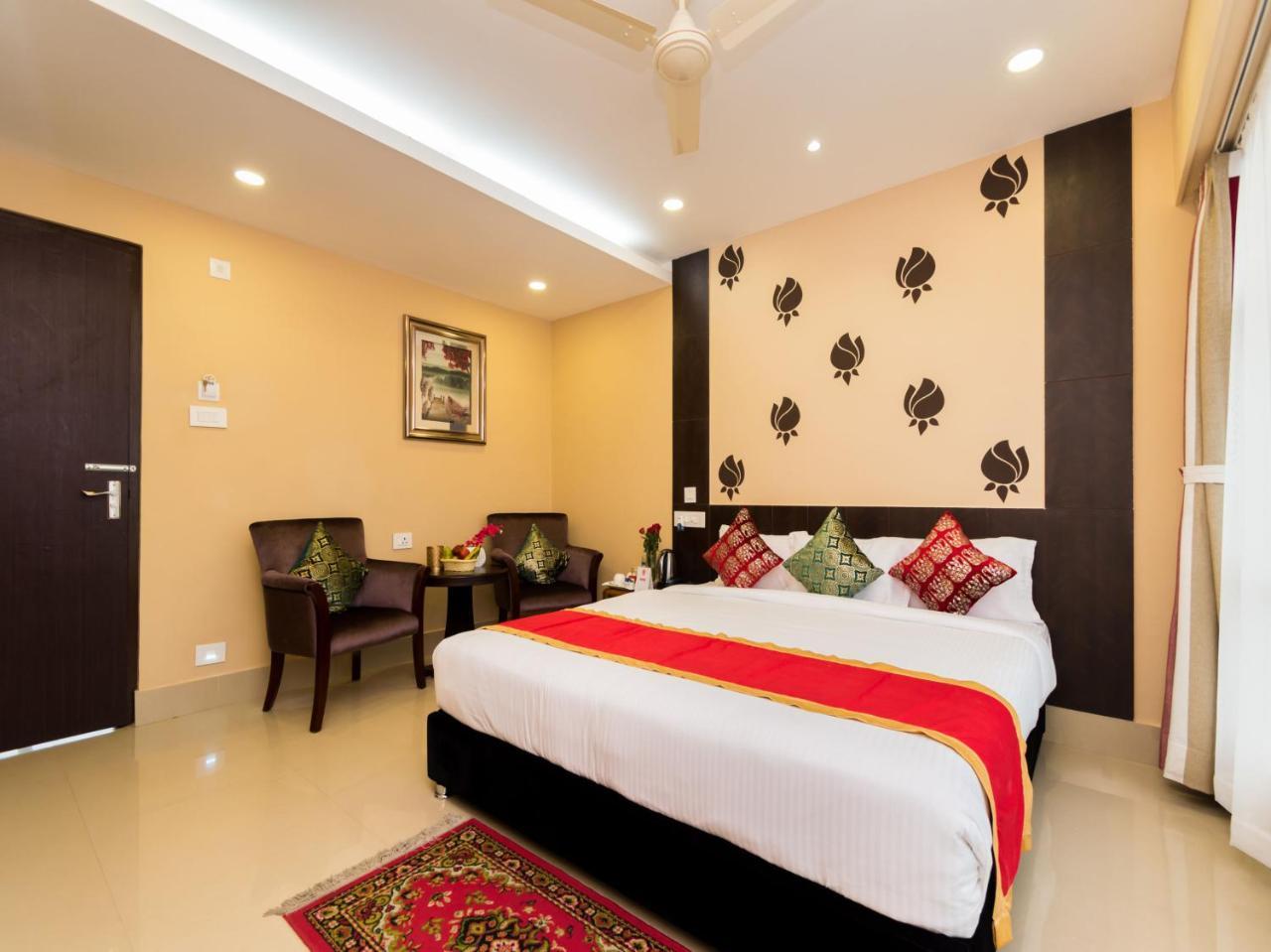 Central Courtyard Boutique Hotel Siliguri Bagian luar foto