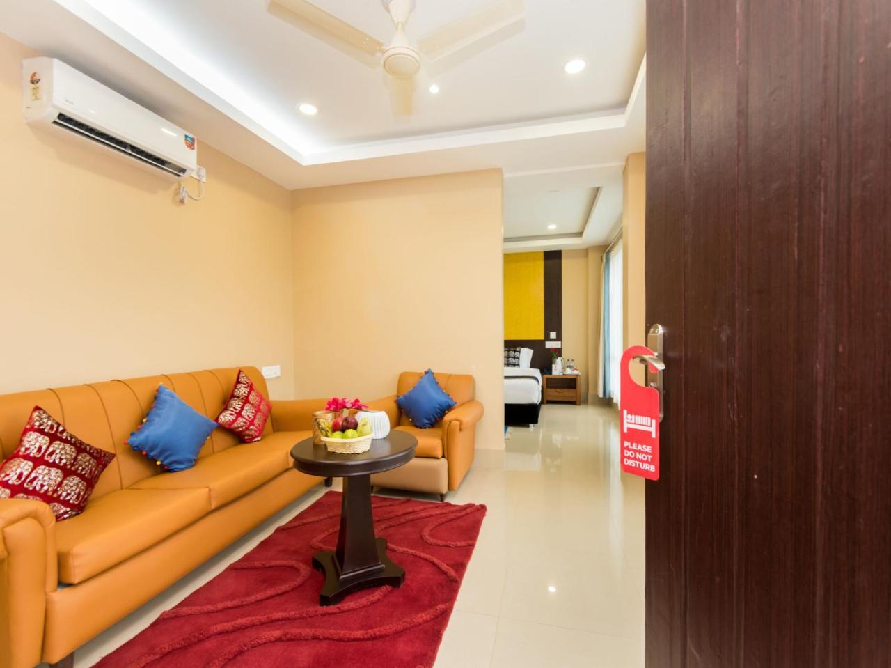 Central Courtyard Boutique Hotel Siliguri Bagian luar foto