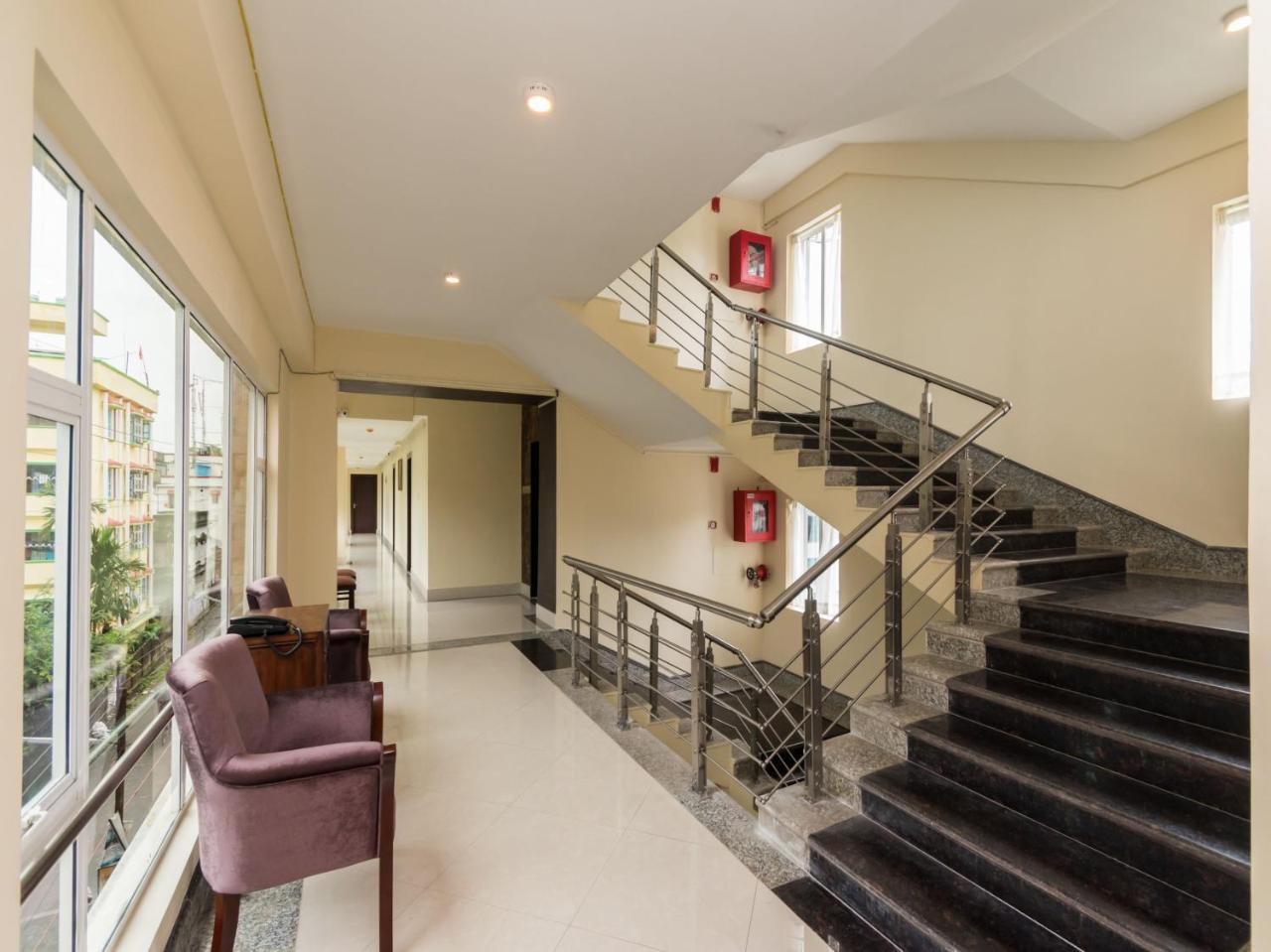 Central Courtyard Boutique Hotel Siliguri Bagian luar foto