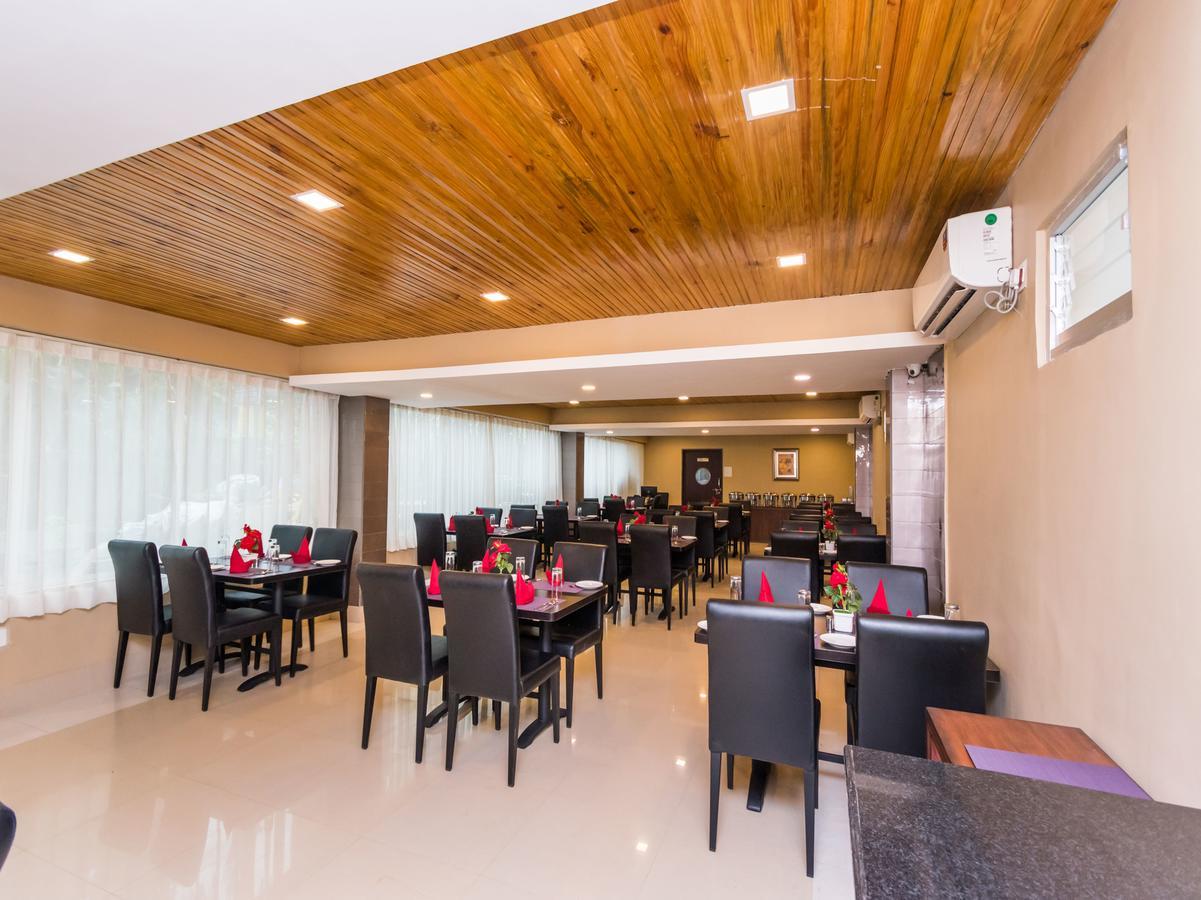 Central Courtyard Boutique Hotel Siliguri Bagian luar foto