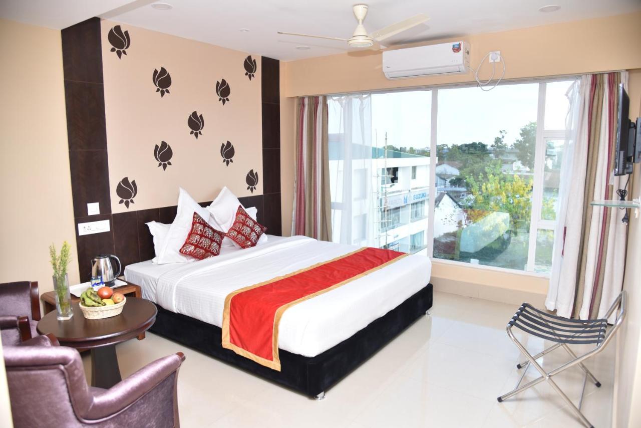 Central Courtyard Boutique Hotel Siliguri Bagian luar foto