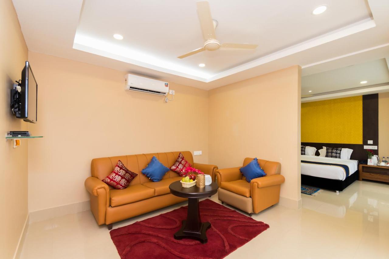 Central Courtyard Boutique Hotel Siliguri Bagian luar foto